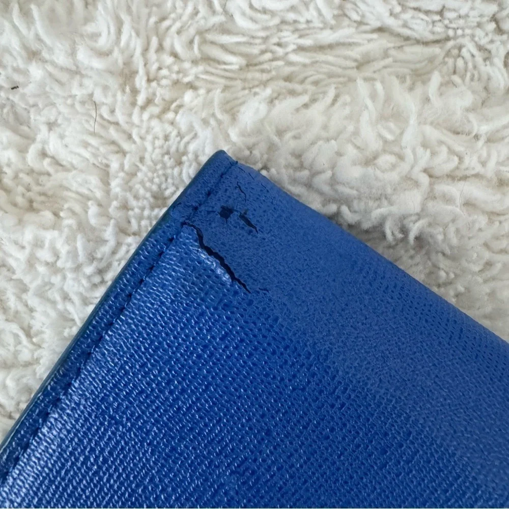 Yves Saint Laurent YSL Electric Blue Leather Y LIGNE Clutch with COA - Picture 5 of 11